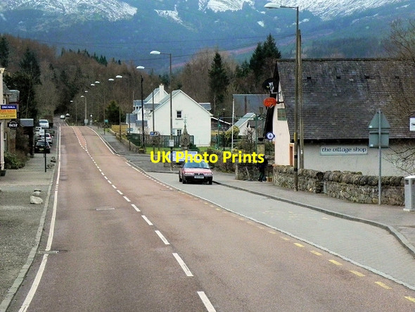 Photo 6"x4" The Main Road Through Strathyre Village Strathyre\/NN5617 c2014