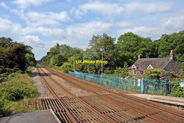 Photo 6"x4" The northern end of Caergwrle railway station Caergwrle c2014