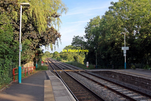 Photo 6"x4" Pedestrian level crossing, Hope railway station Hope\/Yr H\u00f4b c2014