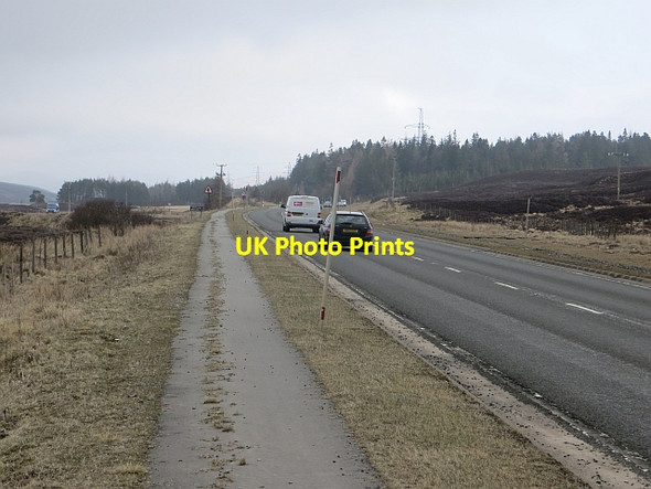 Photo 6"x4" A9, Glen Truim Allt an Tuirc\/NN6277 c2014