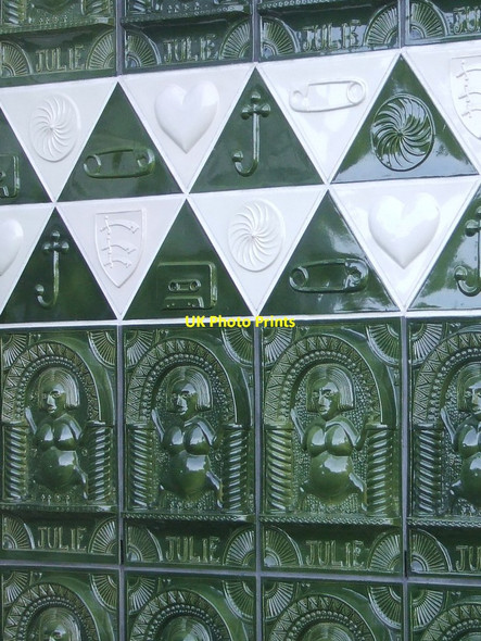 Photo 6"x4" Close Up Of Tiles Wrabness c2015