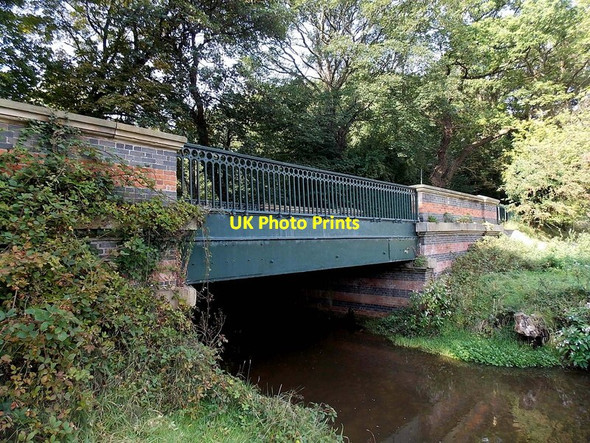 Photo 6"x4" River Bollin side of a road bridge, Wilmslow Wilmslow c2014
