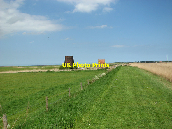 Photo 6"x4" Approaching Pettingell's drainage windpump Fritton\/TG4600 c2015
