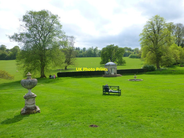 Photo 6"x4" The monument at Kedleston Hall Kedleston c2015