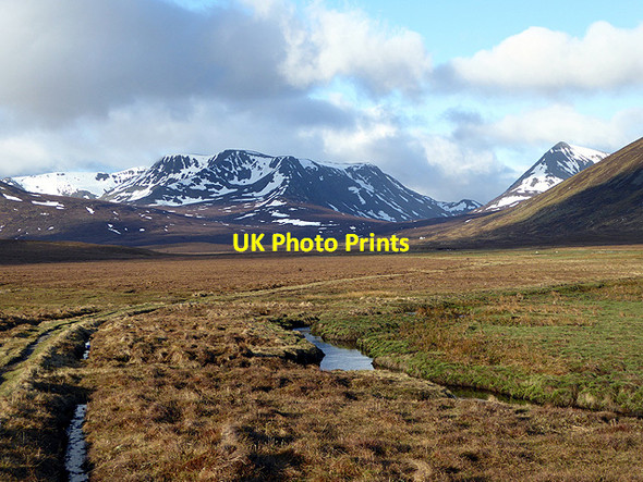 Photo 6"x4" Ben Alder Sg\u00f2r Iutharn c2015