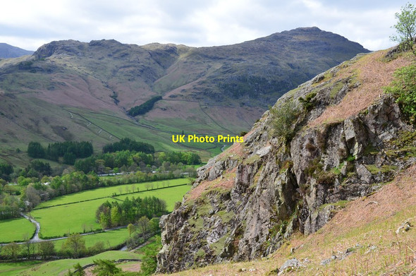 Photo 6"x4" Great Langdale and Pike o' Blisco Middle Fell Fm c2015