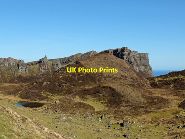 Photo 6"x4" Below the Quiraing Digg c2015