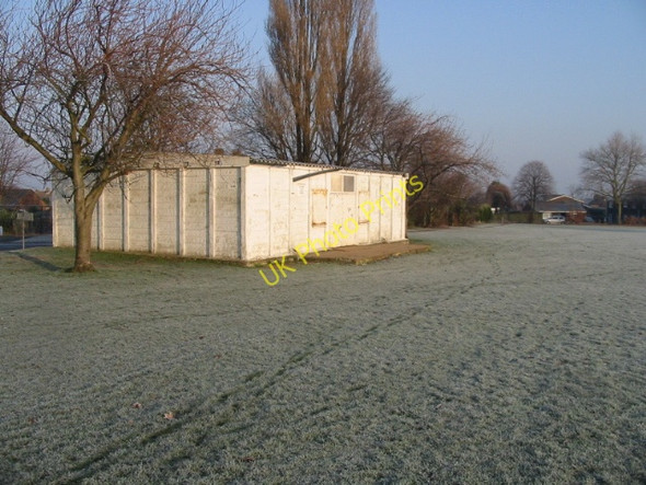 Photo 6"x4" The changing rooms at Eastry football ground Buttsole c2009