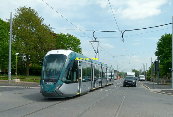 Photo 6"x4" Training tram on Farnborough Road Clifton\/SK5434 c2015