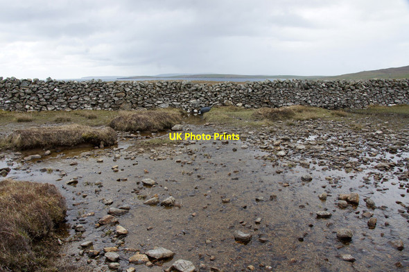 Photo 6"x4" Un-named burn near Knowe of Heuken, Colvadale Ordale c2015 P1