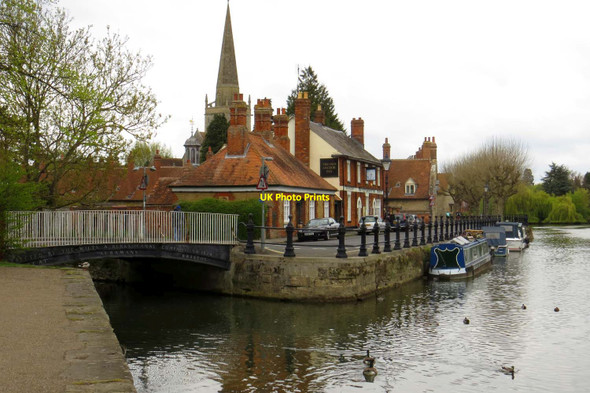Photo 6"x4" The Old Anchor Inn on St Helen's Wharf Abingdon c2015