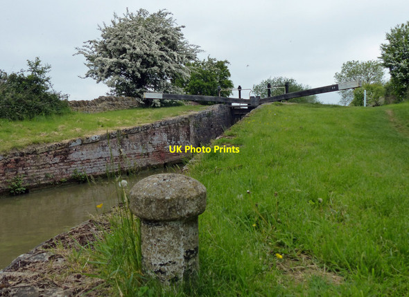Photo 6"x4" Slat Mill Lock No 26 on the Oxford Canal Williamscot c2015
