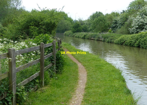 Photo 6"x4" The Oxford Canal and towpath Banbury\/SP4540 c2015
