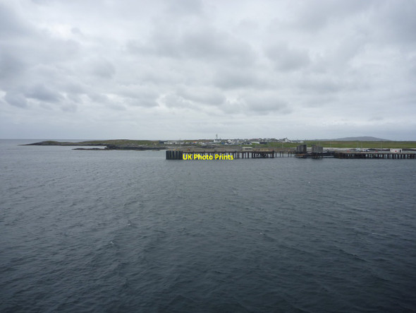 Photo 6"x4" Coastal Argyll : Approaching Scarinish Pier, Island Of Tiree Scarinish c2015