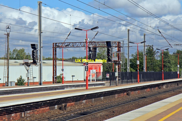 Photo 6"x4" Signalling, Wigan North Western railway station Wigan c2015