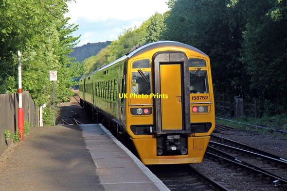 Photo 6"x4" Northern Rail Class 158, 158752, Hebden Bridge railway station Hebden Bridge c2015