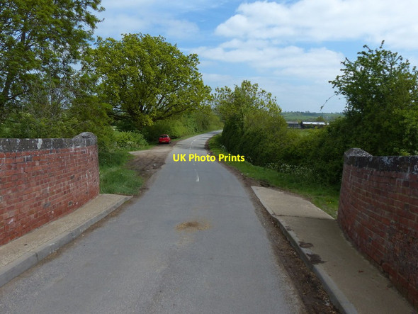 Photo 6"x4" East along Holt Road towards Chapel Green Chapel Green\/SP4660 c2015