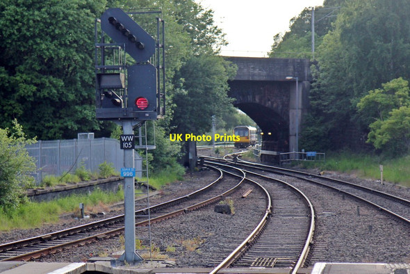 Photo 6"x4" End of platform, Wigan Wallgate railway station Wigan c2015