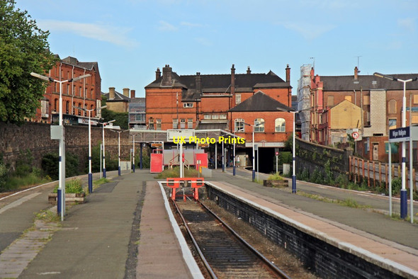 Photo 6"x4" Wigan Wallgate railway station Wigan c2015