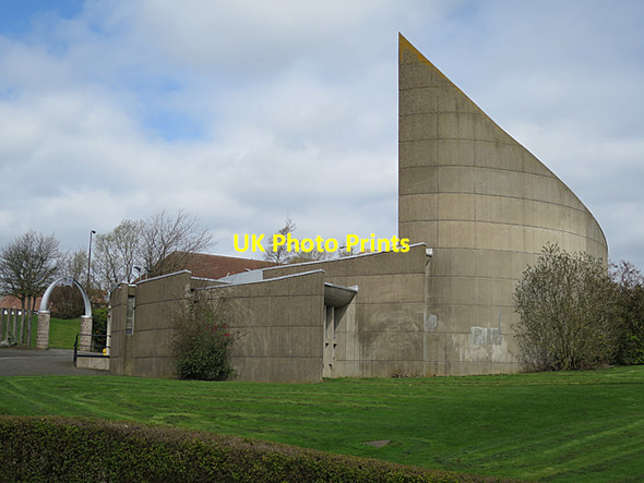 Photo 6"x4" St Andrew's Roman Catholic Church Livingston c2016