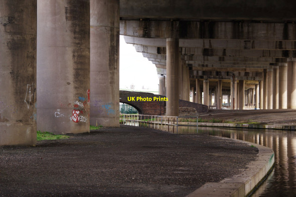 Photo 6"x4" Approaching Blakeley Hall Bridge Oldbury\/SO9888 c2016