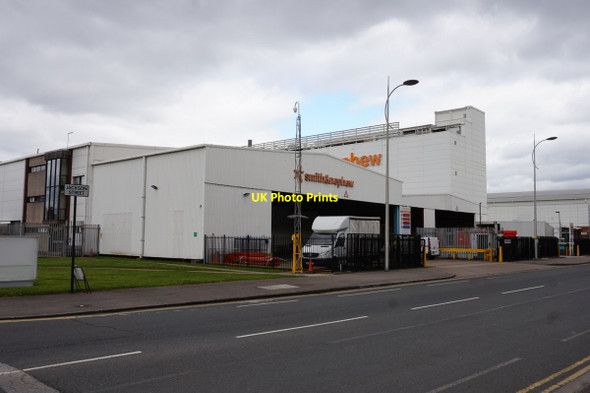 Photo 6"x4" Smith & Nephew on Jackson Street, Hull Kingston upon Hull c2016