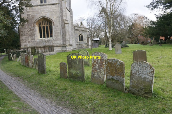 Photo 6"x4" Headstones near the Path Blewbury c2016