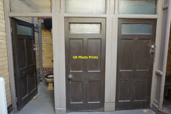 Photo 6"x4" The disused gents  toilets at Selby Train Station Selby c2016 P1
