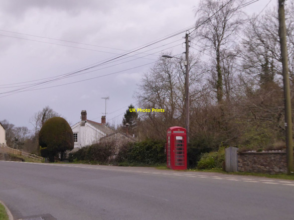 Photo 6"x4" Telephone box by A39 in Bush Stratton\/SS2206 c2016