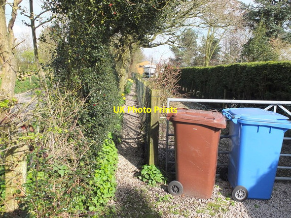 Photo 6"x4" Start of footpath between Blue Stone Lane and Salt Pit Lane, Mawdesley Andertons Mill c2016