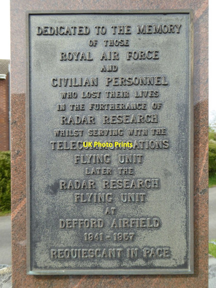 Photo 6"x4" Memorial plaque RAF Defford Defford\/SO9143 c2016