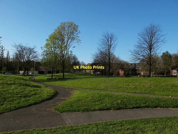 Photo 6"x4" Open space north of Kirkstall Road (3) Leeds\/SE3034 c2016
