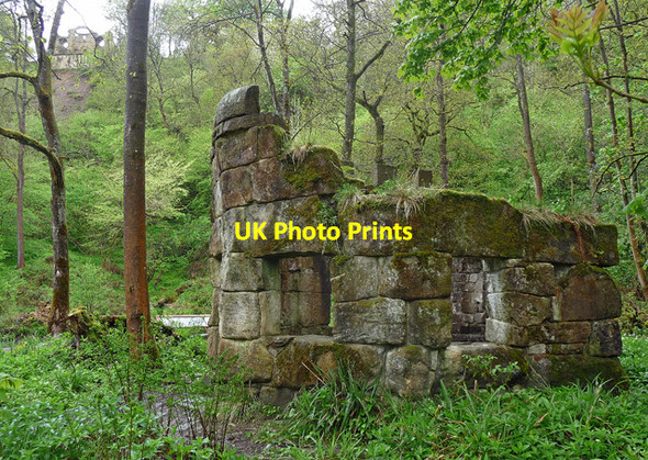 Photo 6"x4" Rustic Temple near Grewelthorpe Grewelthorpe c2013