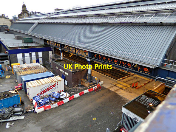 Photo 6"x4" Queen Street railway station Glasgow c2016