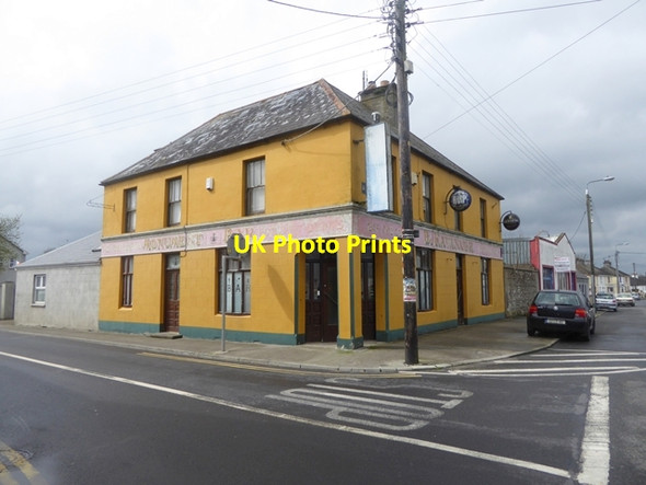 Photo 6"x4" Monument Bar, Mountmellick Mountmellick c2016