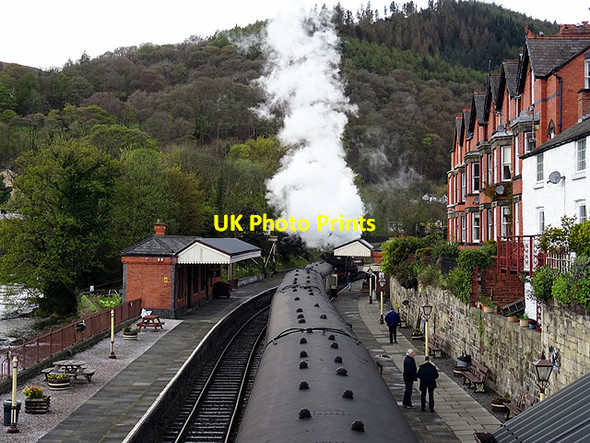 Photo 6"x4" Looking west from the footbridge, Llangollen Railway Llangollen c2016