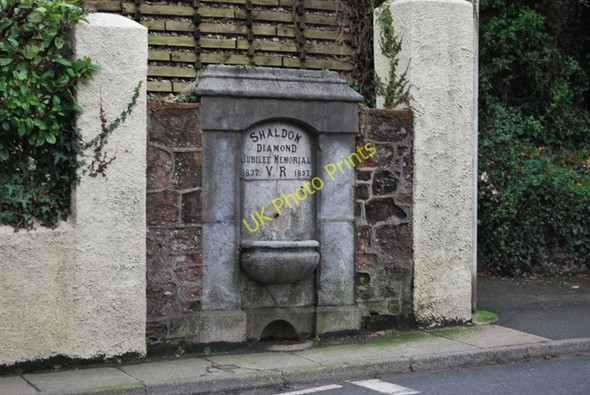 Photo 6"x4" Water trough, Shaldon Teignmouth c2009
