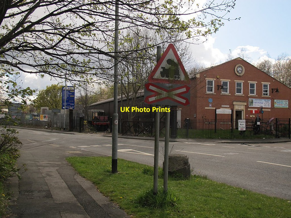 Photo 6"x4" Railway crossing warning Hunslet c2016