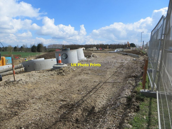 Photo 6"x4" Through the Fence Chilton\/SU4885 c2016