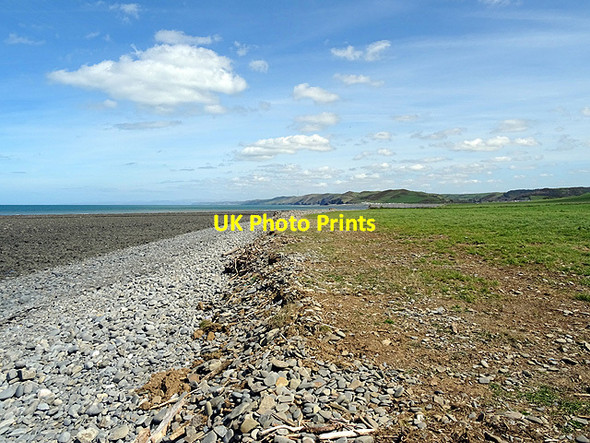 Photo 6"x4" Betwixt the shore and the fields Llanon\/Llannon c2016