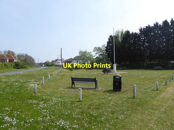Photo 6"x4" Green  at Littlestone-on-Sea New Romney c2016