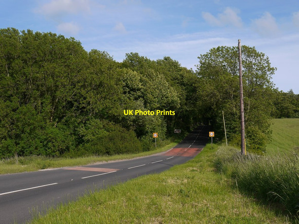 Photo 6"x4" The A342 approaching Everleigh from the west Lower Everleigh c2015