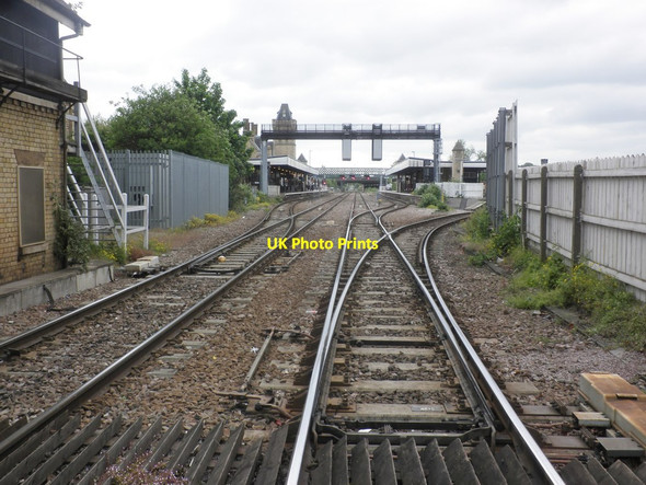 Photo 6"x4" Lincoln railway station from the High Street level crossing Lincoln c2015