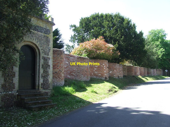 Photo 6"x4" Crinkle Crankle Wall Bramfield\/TM4073 c2015