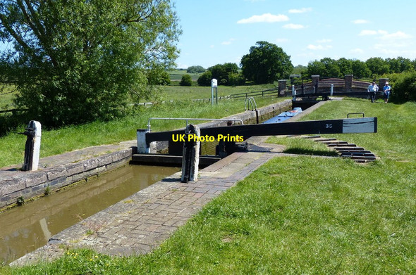 Photo 6"x4" Heyford Common Lock No 35 on the Oxford Canal Middle Aston c2015