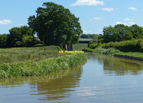 Photo 6"x4" The Oxford Canal near Upper Heyford Middle Aston c2015