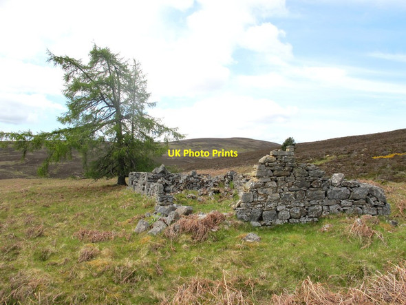 Photo 6"x4" Ruins at Altachoish Cragganmore\/NJ1636 c2015 P1