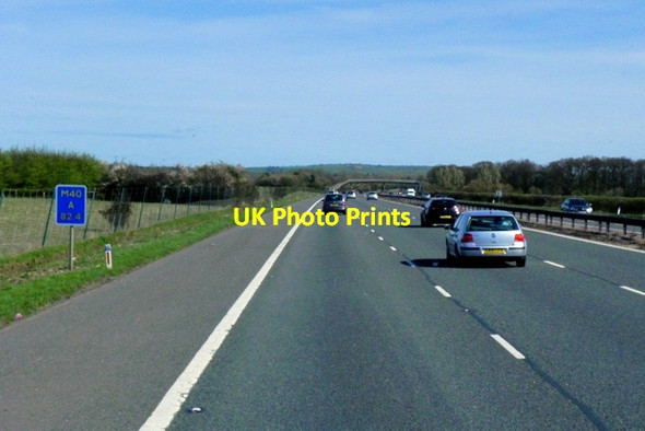 Photo 6"x4" Northbound M40 Waterperry\/SP6206 c2015