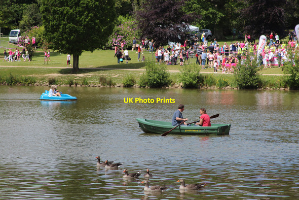 Photo 6"x4" Boats at Dunorlan Park Royal Tunbridge Wells c2015