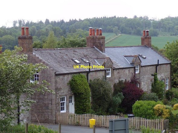 Photo 6"x4" Drumshinnoch cottages Enoch\/NS8701 c2015